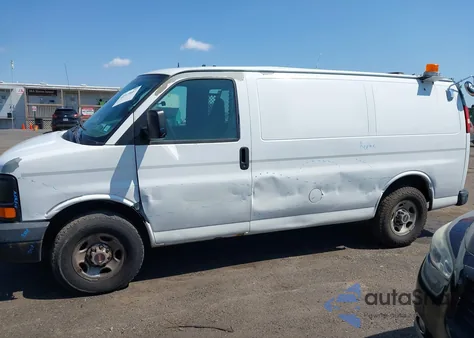 2008 GMC Savana Work Van from USA, damaged, VIN 1GTHG35K281193431